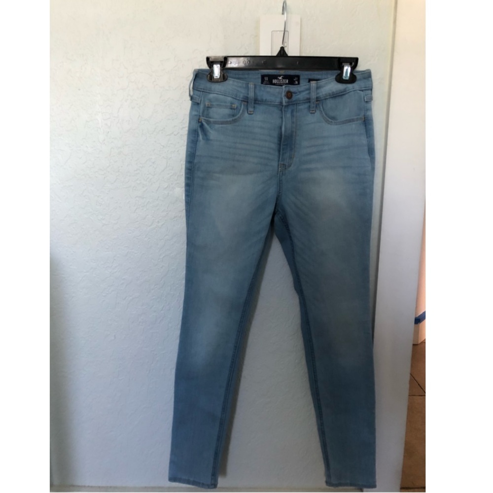 Hollister Light-wash Jeans